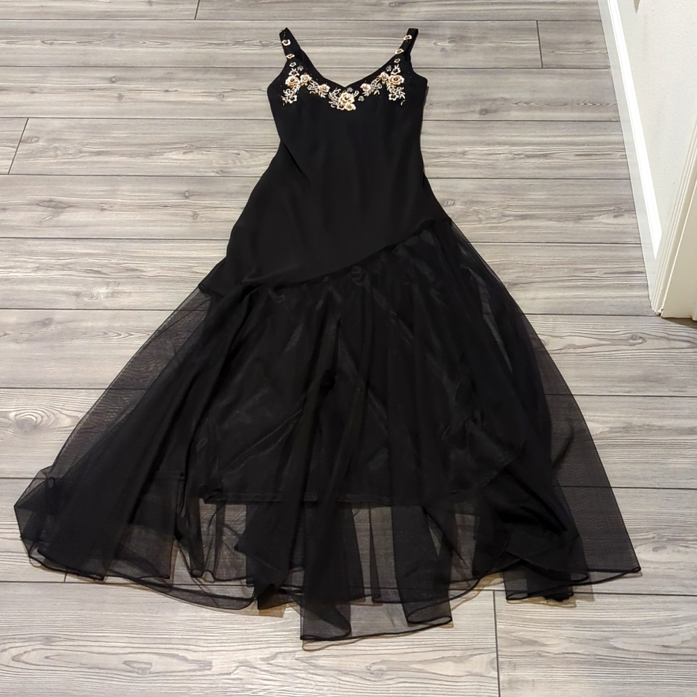 Black formal dress with embroidered flower neckline. R&M Richards. Size 8.